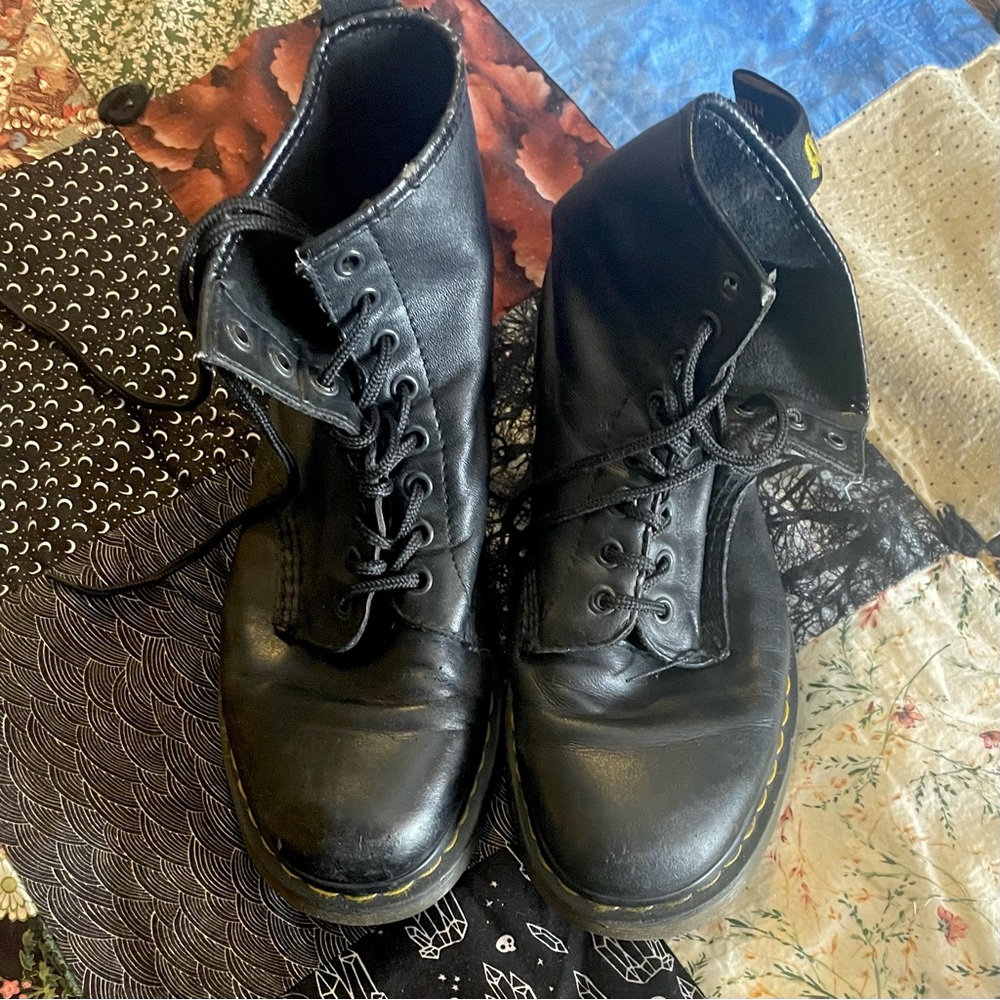 Dr. Martens Black Leather Lace-Up Boots - Picture 7 of 9